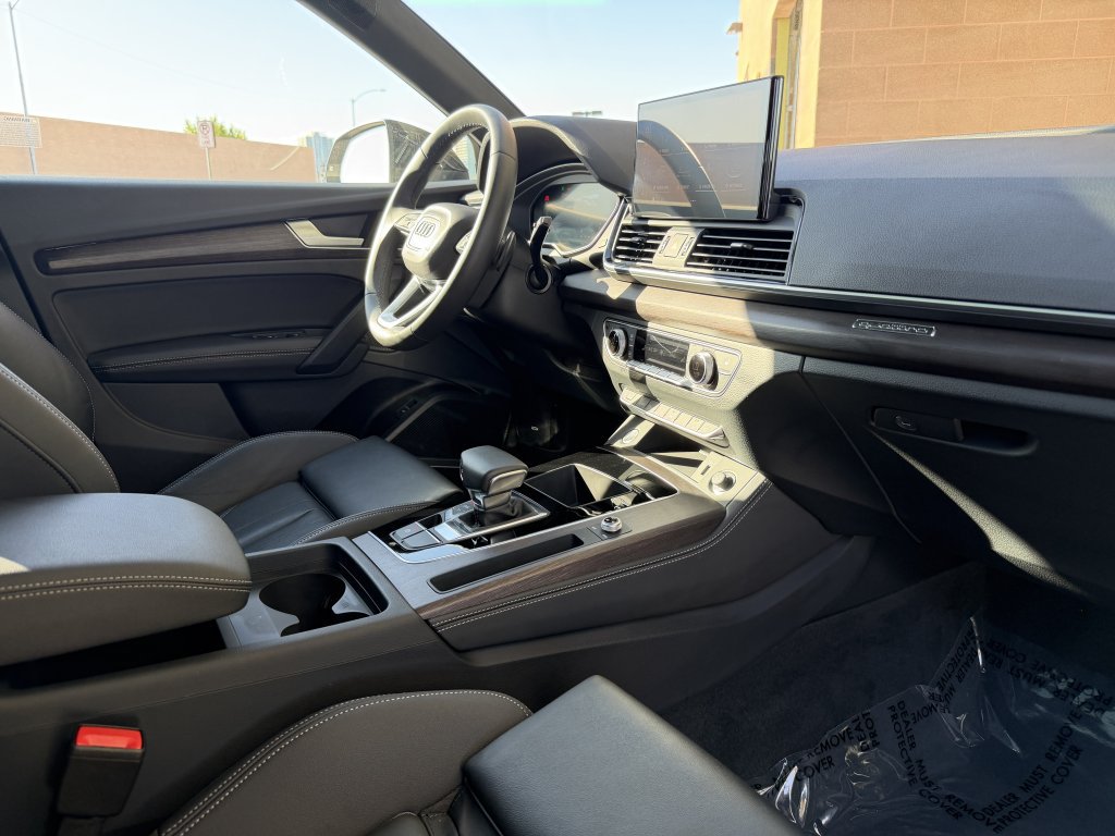 Used 2024 Audi Q5 2.0T Premium Plus w/ Premium Plus Package AWD/4WD image 41