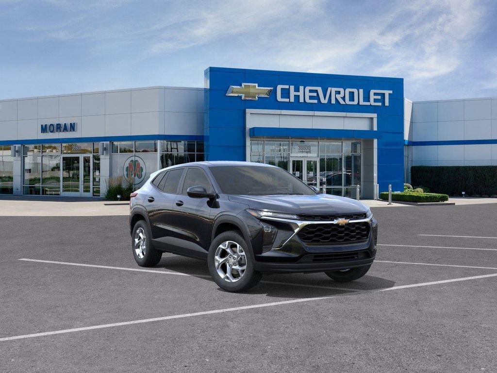 New 2026 Chevrolet Trax LS w/ LS Convenience Package FWD image 1