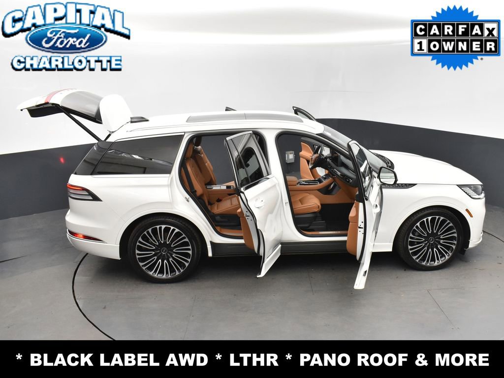 Used 2025 Lincoln Aviator Black Label AWD/4WD image 34