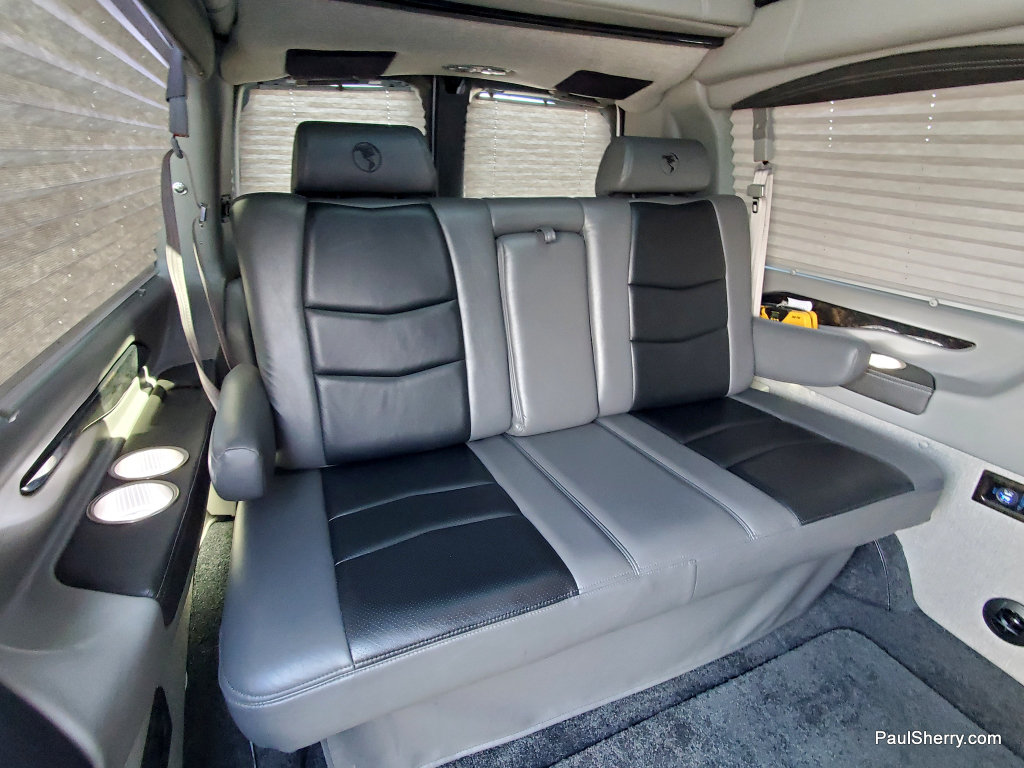 Used 2020 Chevrolet Express 2500 w/ Enhanced Convenience Package RWD image 29