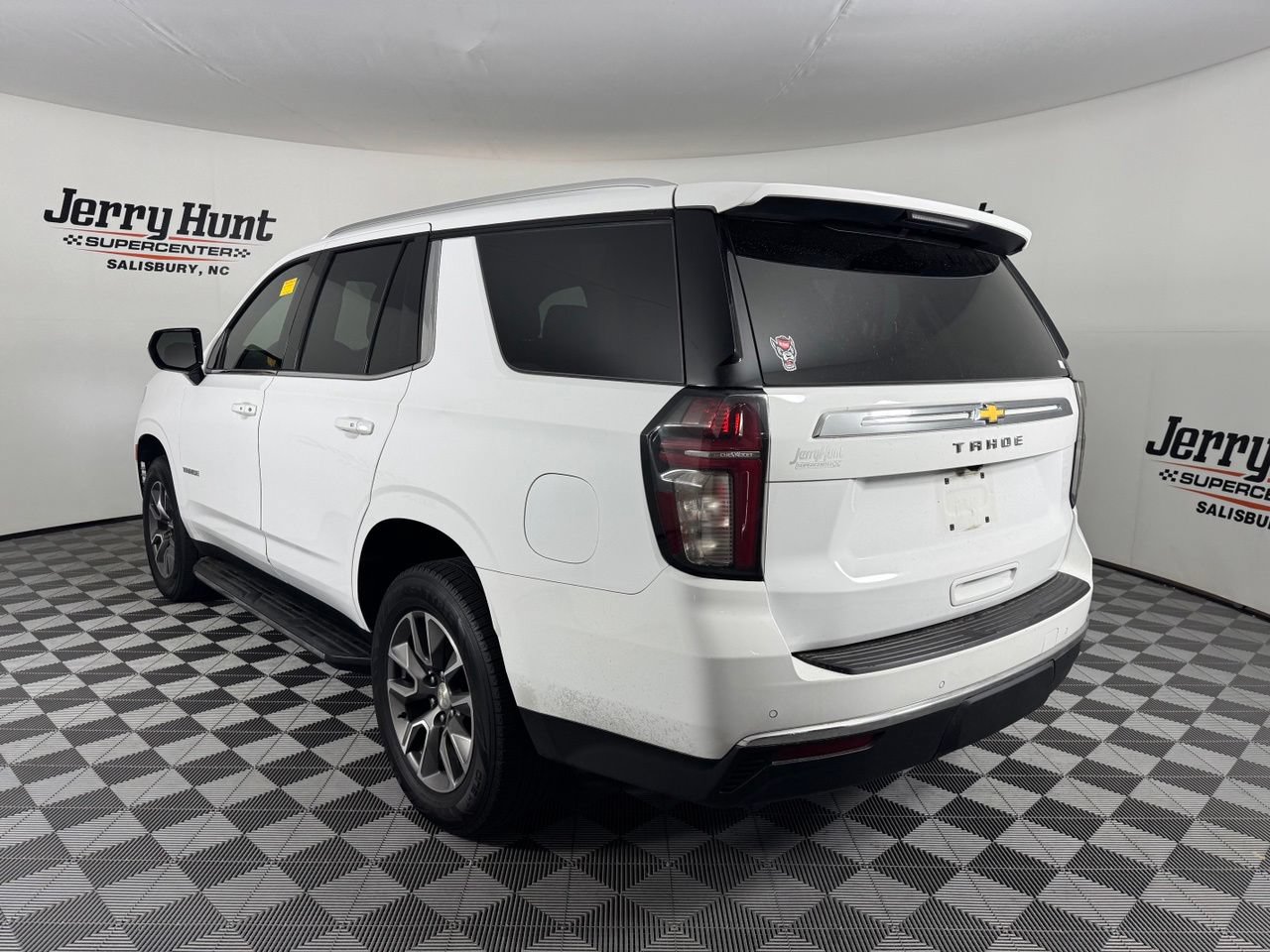 Used 2023 Chevrolet Tahoe LS w/ Driver Alert Package RWD image 9