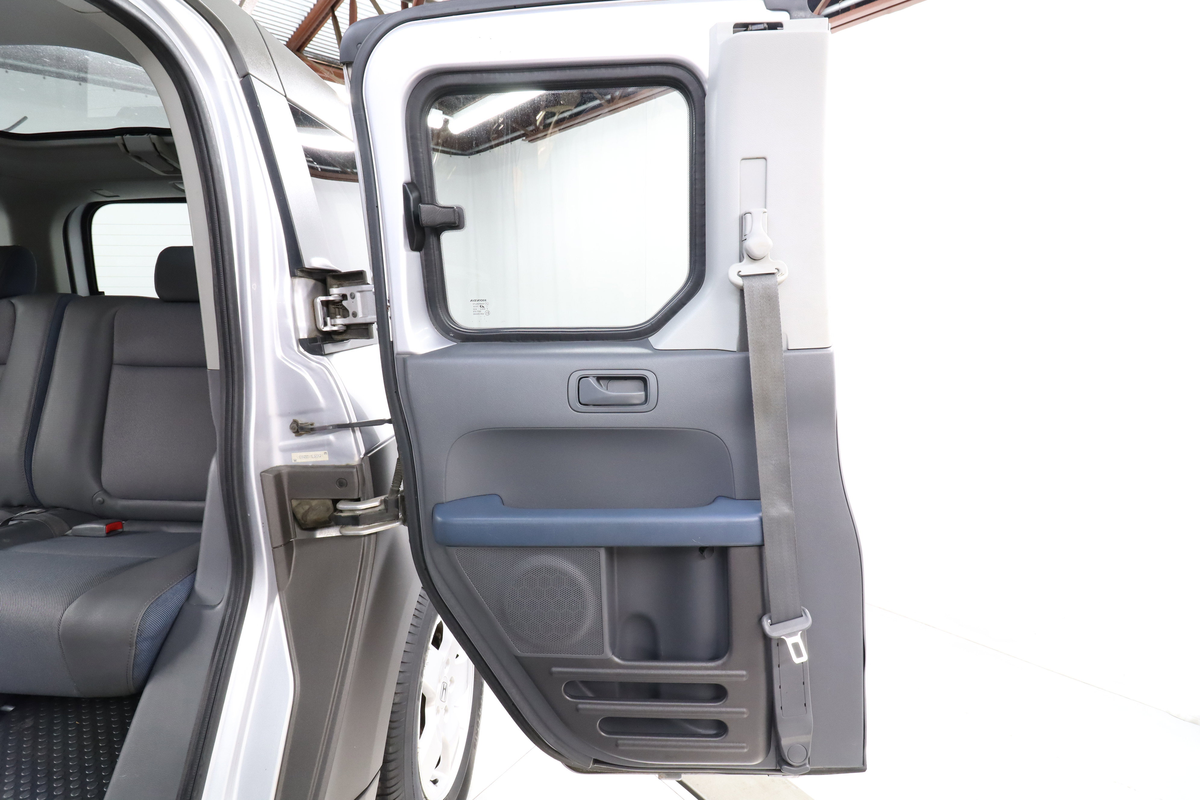 Used 2003 Honda Element EX image 23