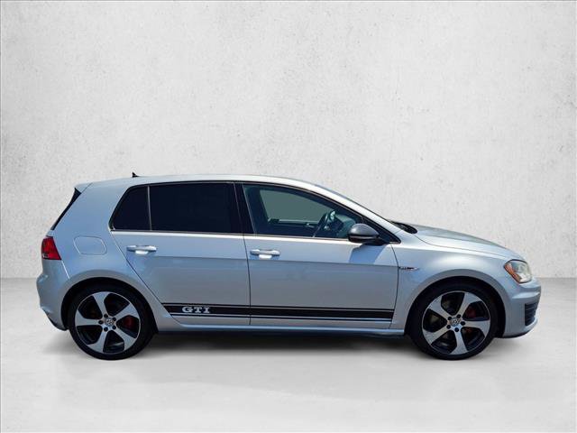 Used 2015 Volkswagen GTI SE FWD image 4
