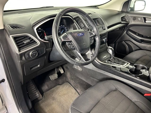 Used 2016 Ford Edge SEL AWD/4WD image 17