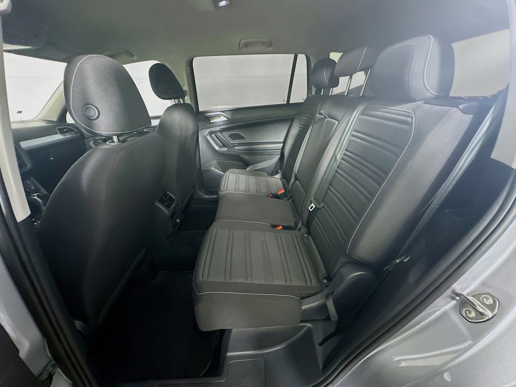 Used 2024 Volkswagen Tiguan S w/ MDO Package, Three-Row image 28