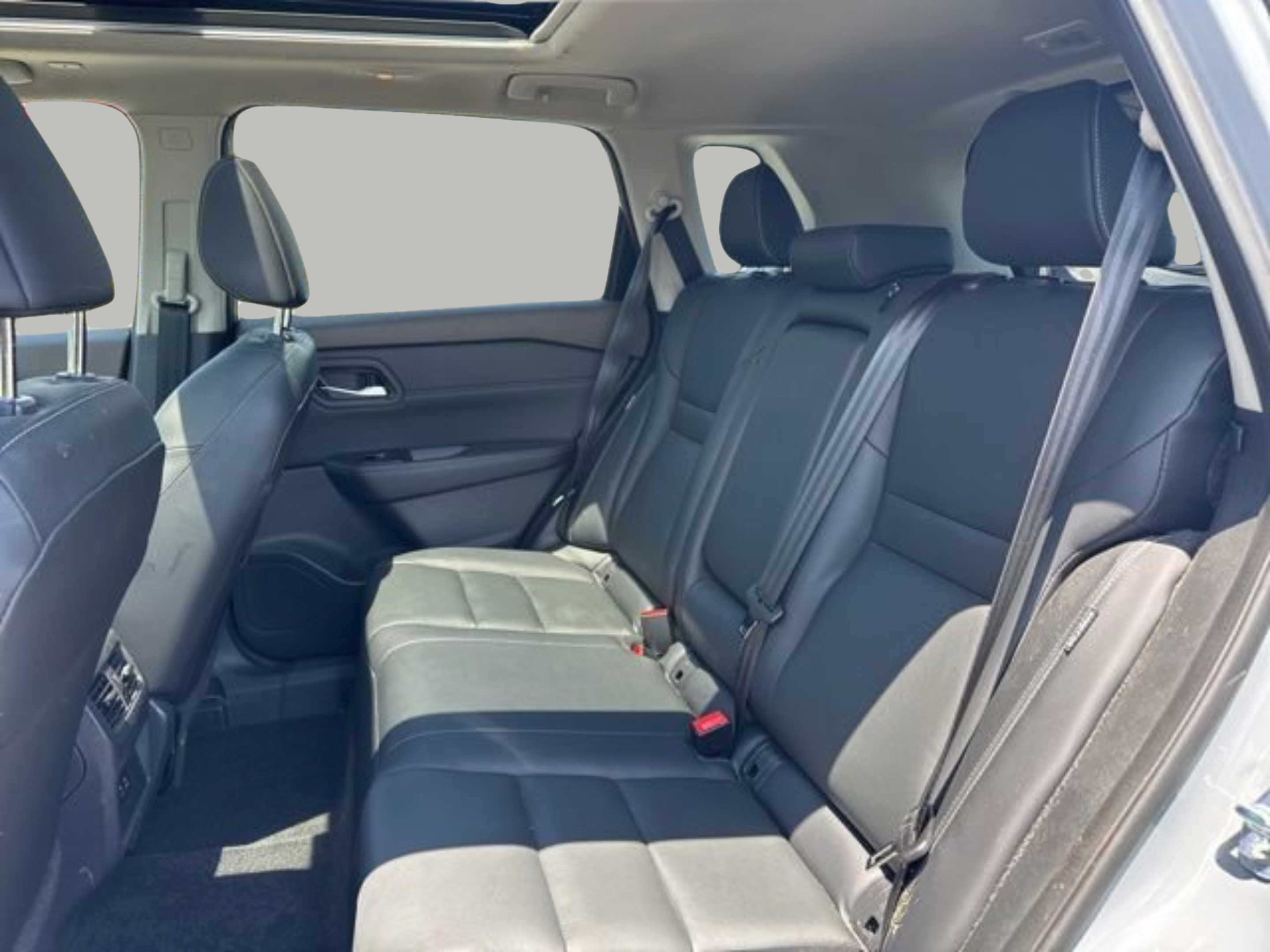 Used 2023 Nissan Rogue SL AWD/4WD image 26