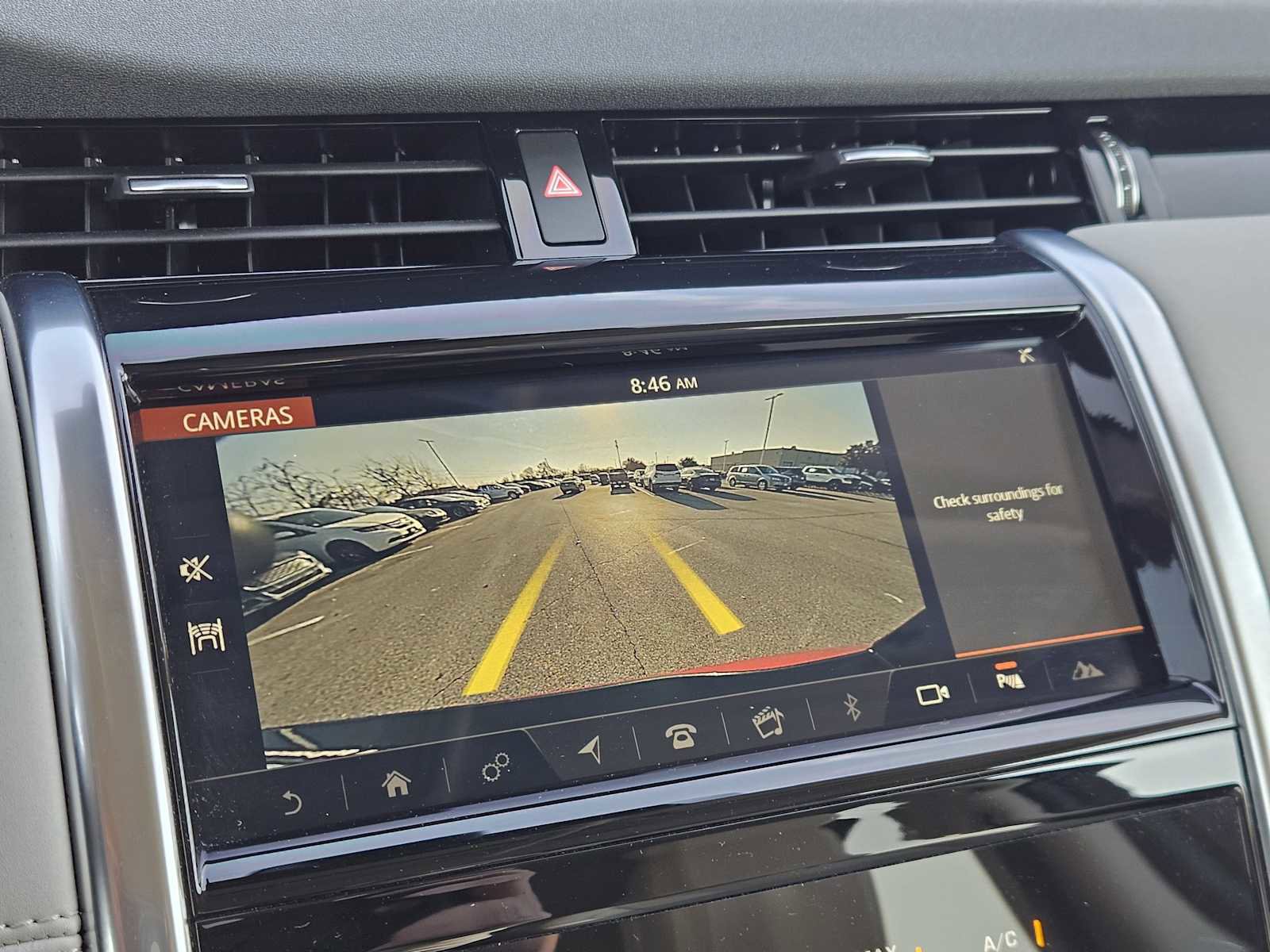 Used 2020 Land Rover Discovery Sport S image 18