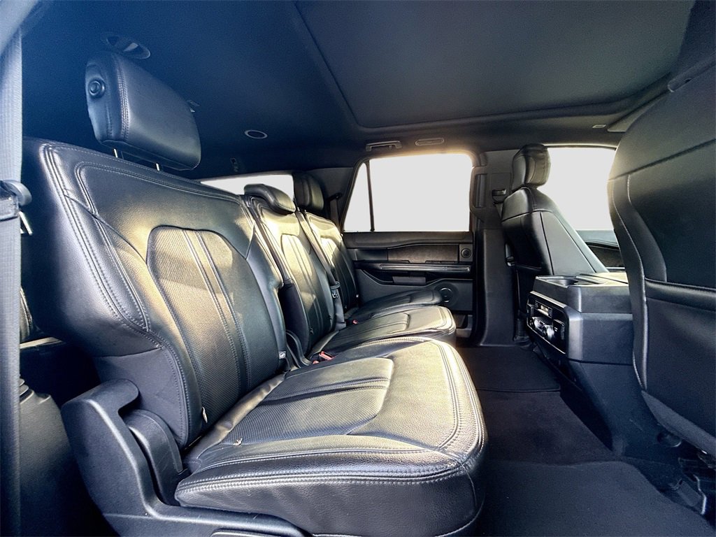 Used 2020 Ford Expedition Max Limited image 32