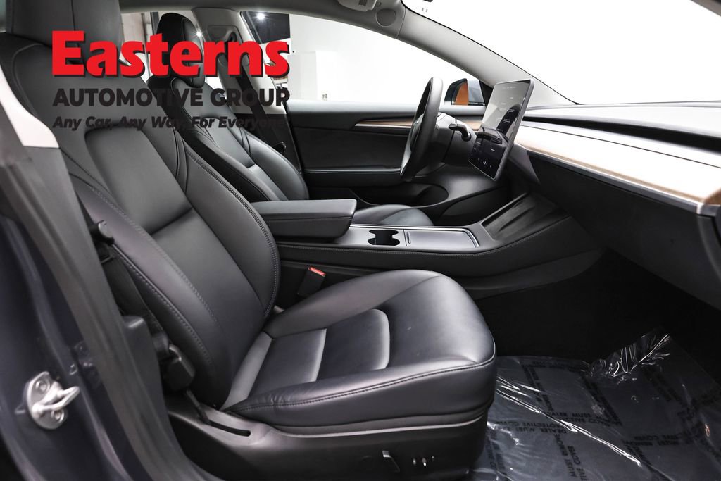 Used 2023 Tesla Model 3 Standard Range image 19