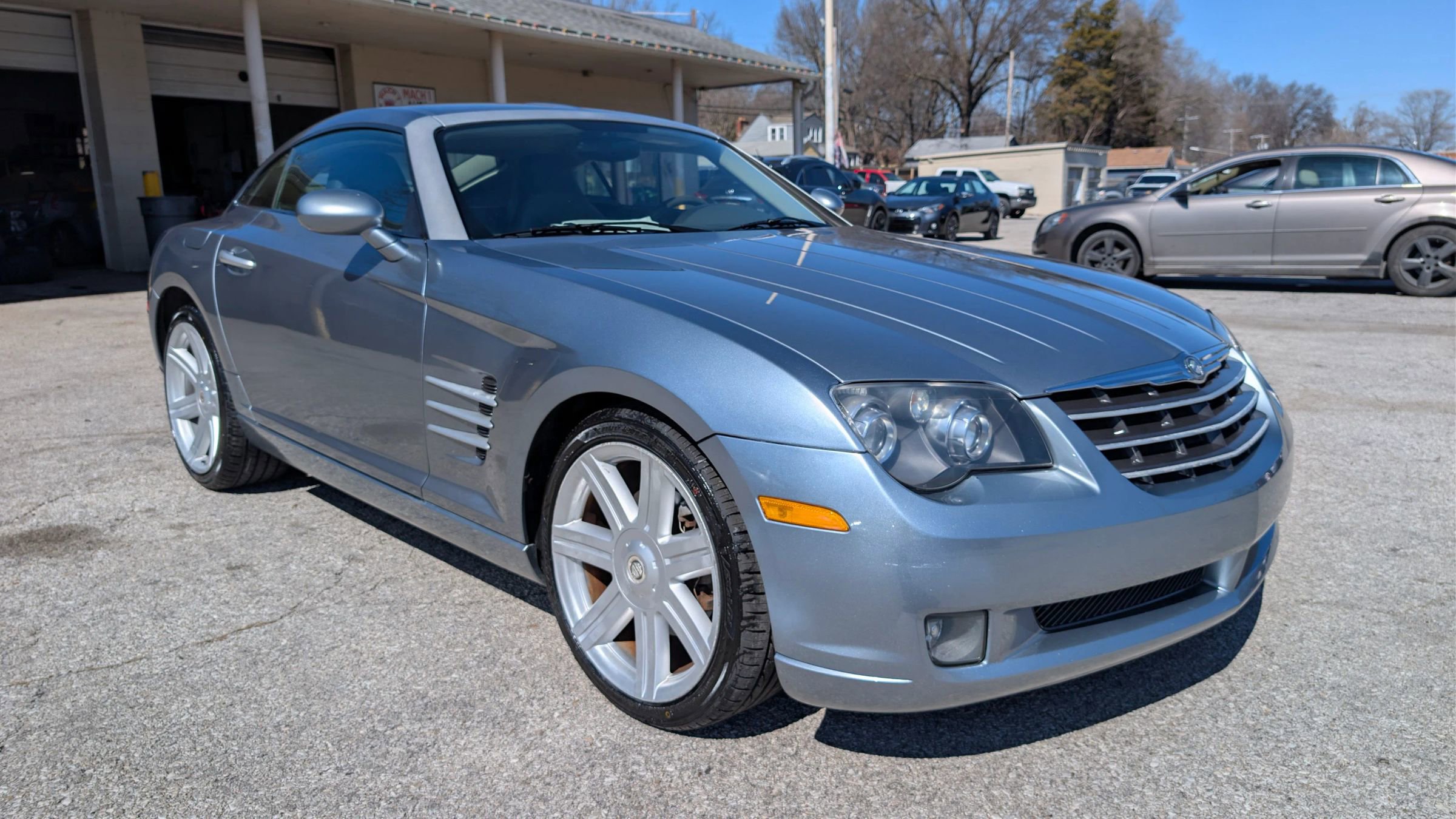 Used 2004 Chrysler Crossfire Coupe RWD image 1