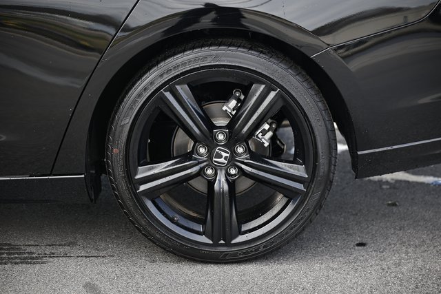 Certified 2025 Honda Accord Sport image 7