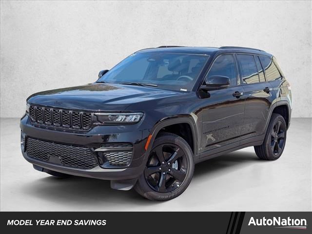 New 2025 Jeep Grand Cherokee Altitude image 1