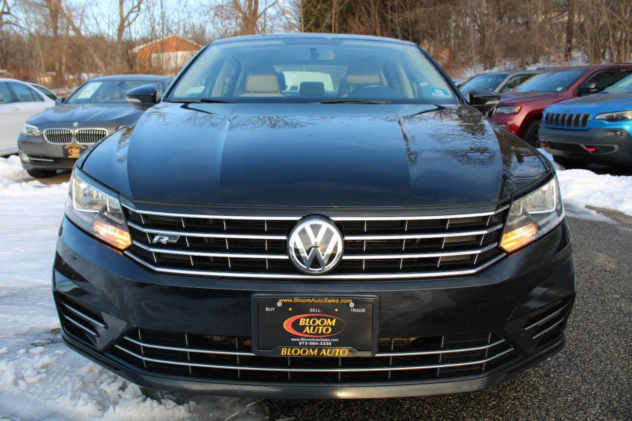 Used 2017 Volkswagen Passat 1.8T R-Line image 3