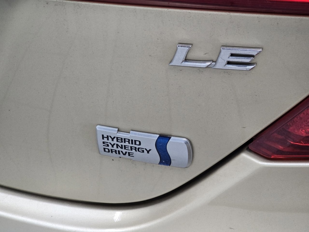 Used 2012 Toyota Camry LE image 16