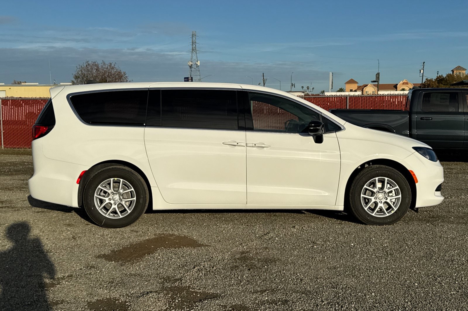 New 2026 Chrysler Voyager LX image 2