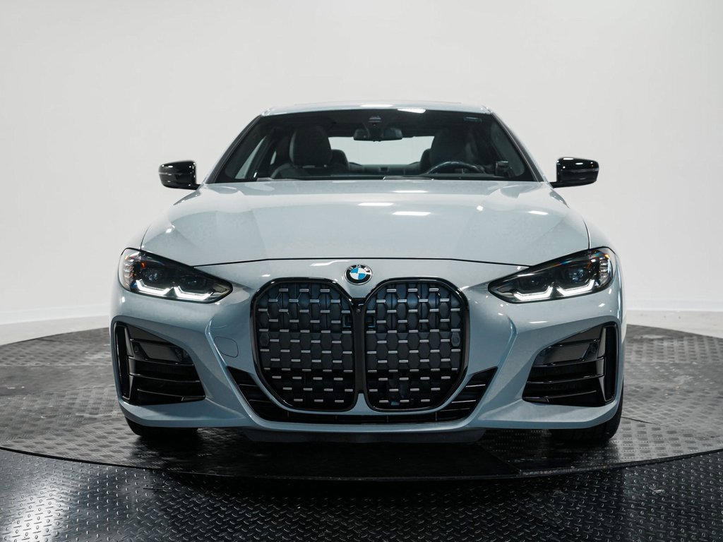 Used 2024 BMW 440i xDrive Coupe w/ Premium Package image 2