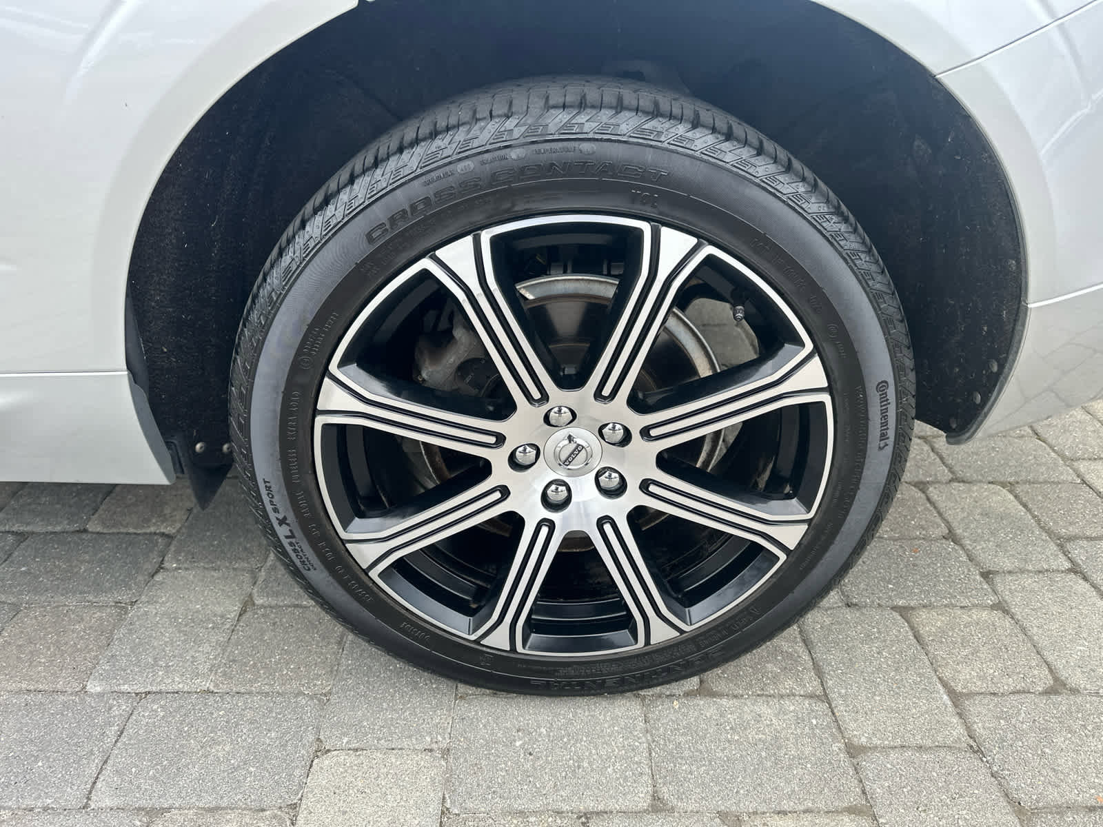 Used 2021 Volvo XC60 T6 Inscription AWD/4WD image 28