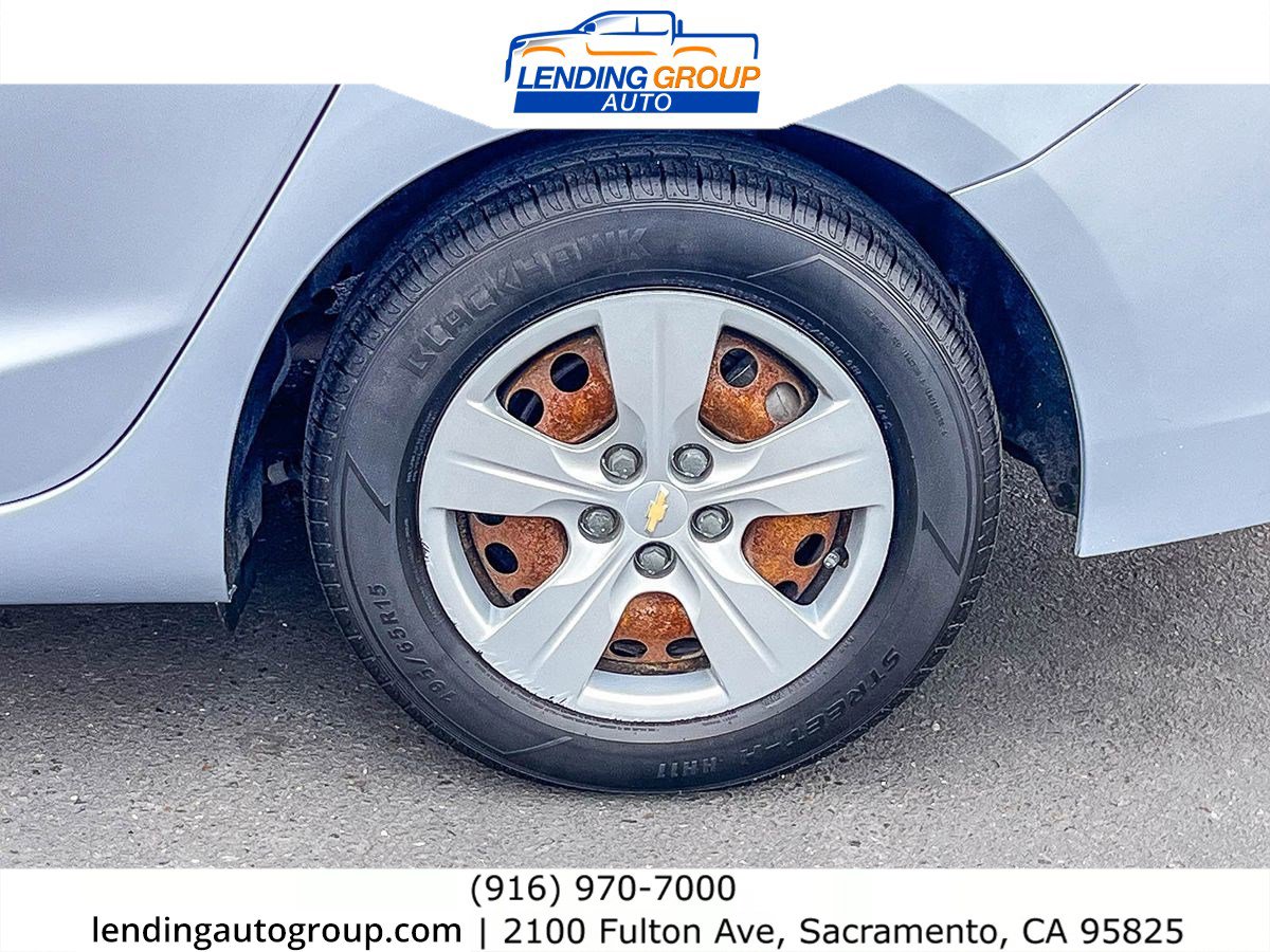 Used 2018 Chevrolet Cruze LS FWD image 10