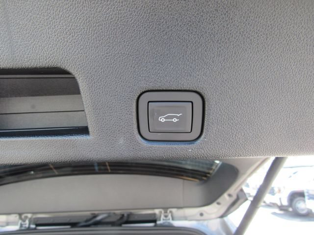 Used 2026 Chevrolet Traverse Z71 w/ Enhanced Driving Package AWD/4WD image 37