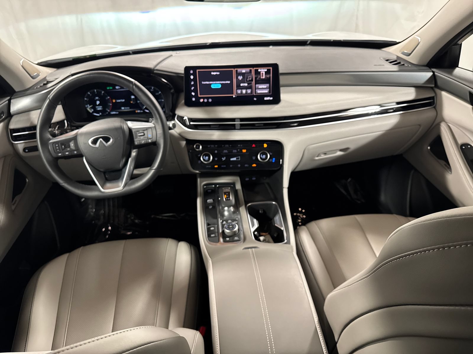 Used 2026 INFINITI QX60 Luxe w/ Cargo Package AWD/4WD image 4