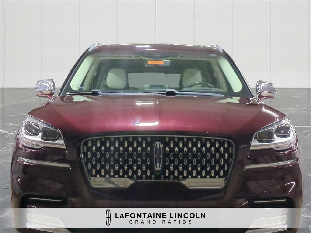 Certified 2020 Lincoln Aviator Black Label Grand Touring w/ Class IV Trailer Tow Package image 8