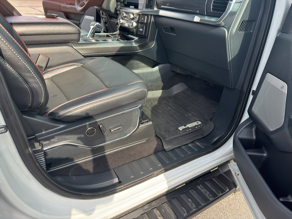 Used 2023 Ford F150 Lariat image 34