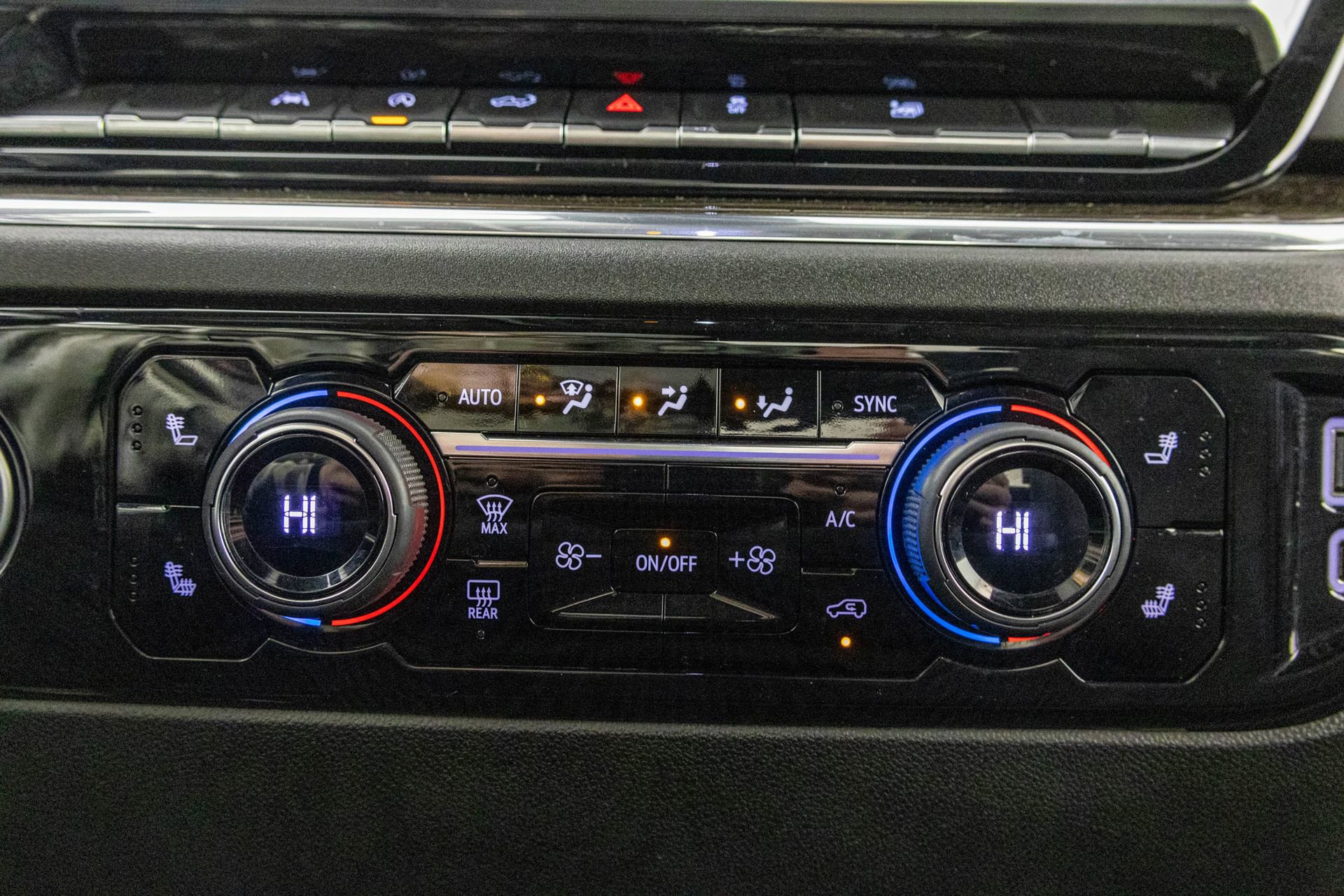 Used 2023 Chevrolet Silverado 1500 LT image 27