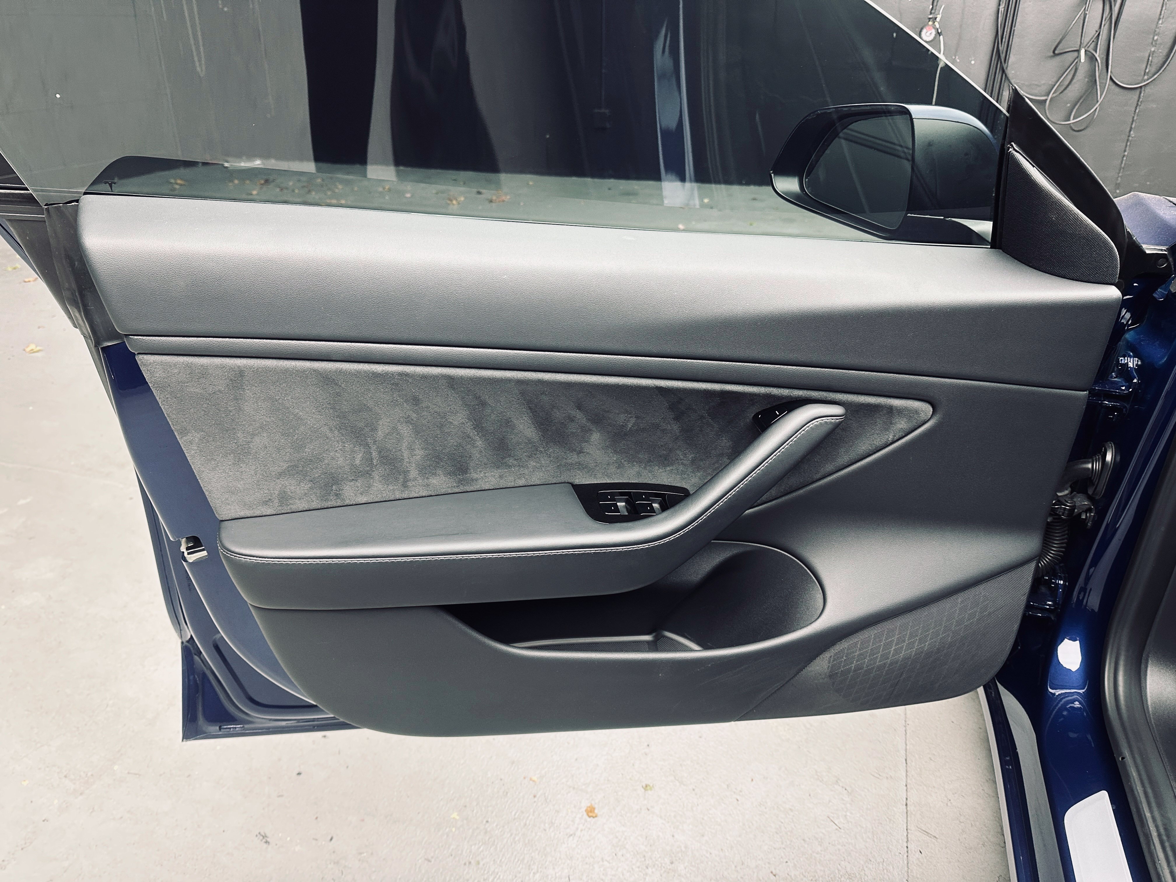 Used 2018 Tesla Model 3 Long Range AWD/4WD image 21