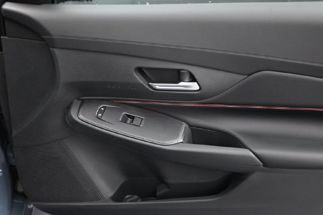 New 2026 Nissan Sentra SR w/ Floor Mat Package FWD image 33