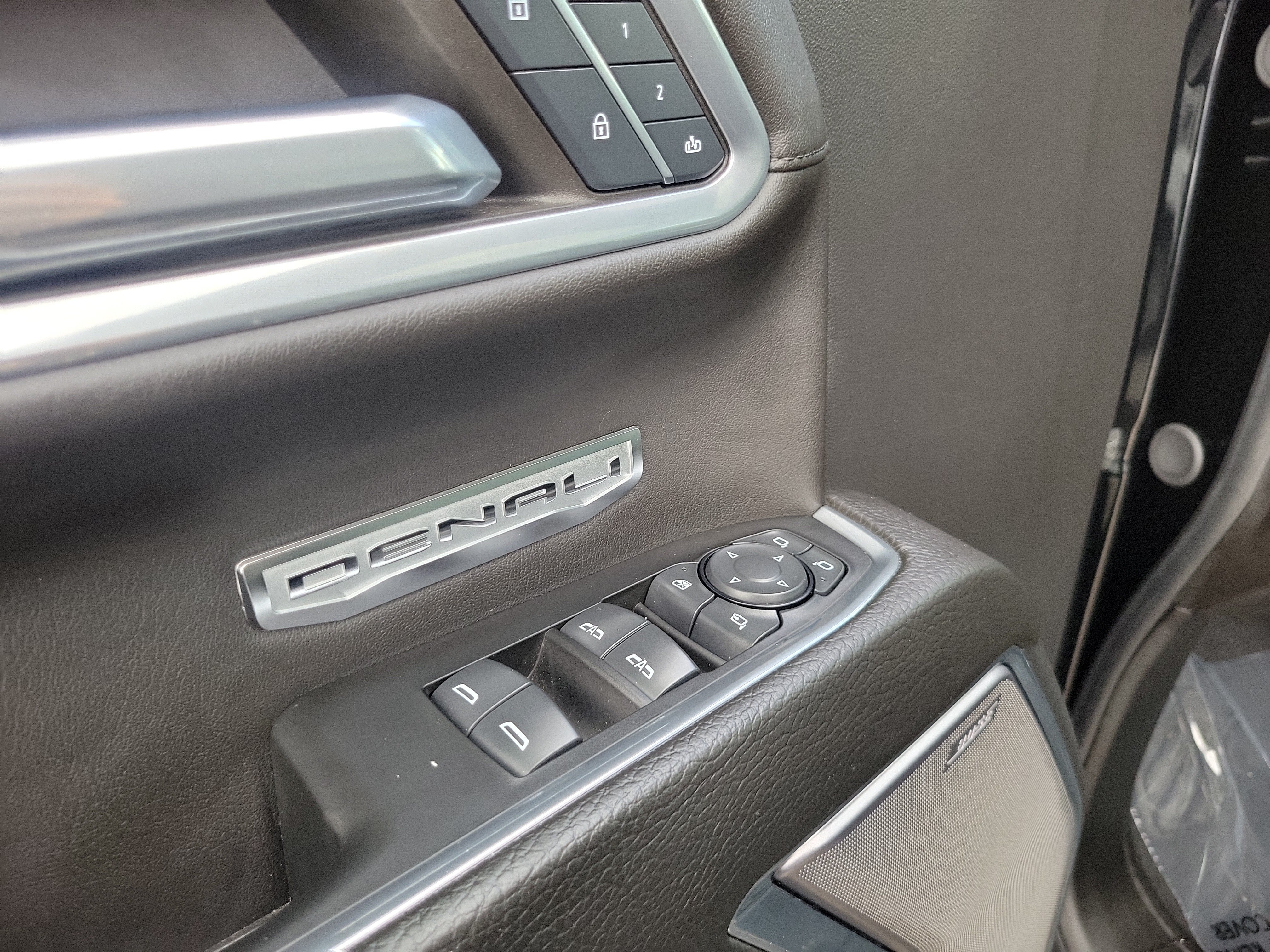 Used 2024 GMC Sierra 1500 Denali AWD/4WD image 26