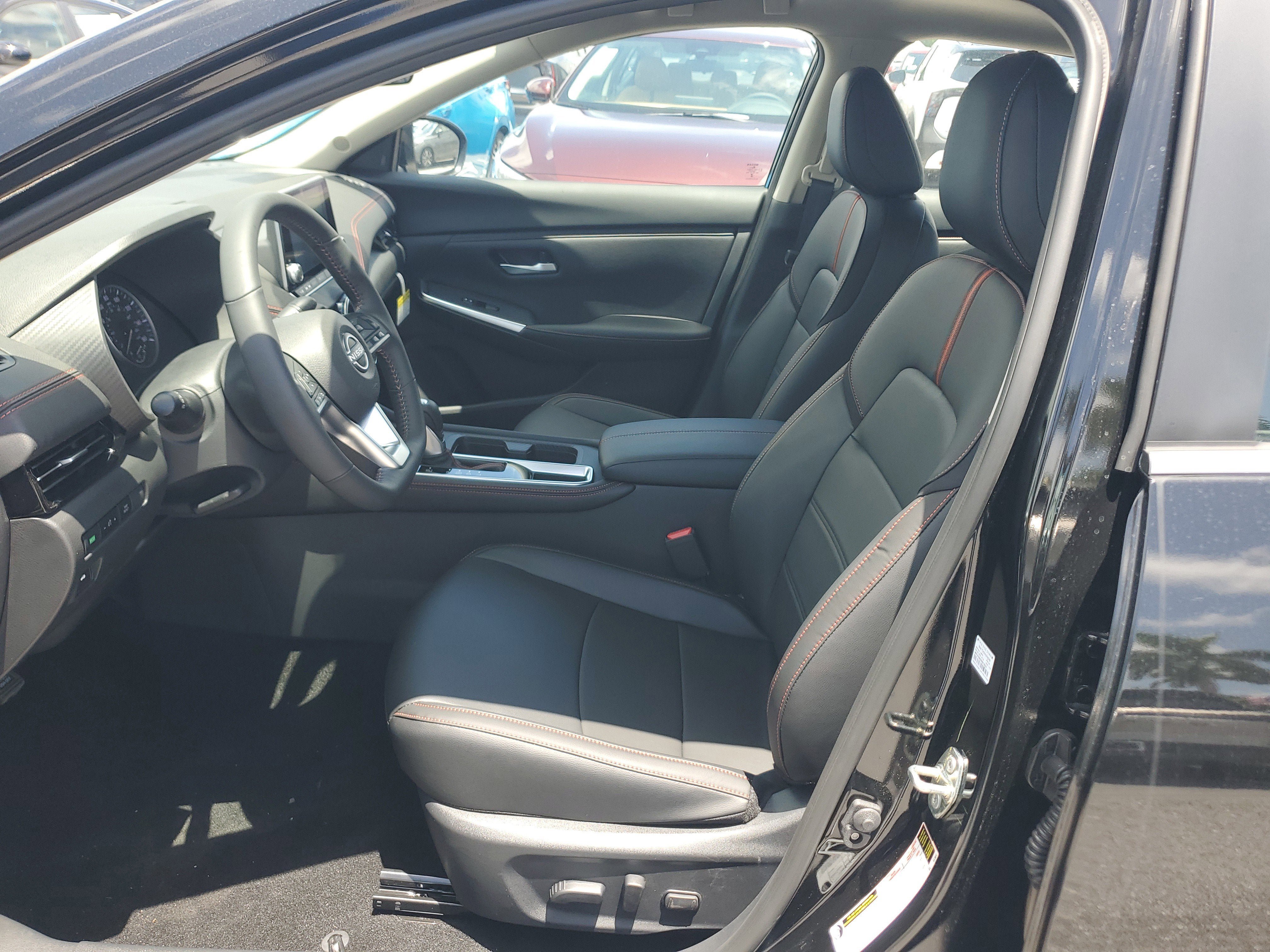 New 2025 Nissan Sentra SR w/ SR Premium Package image 15