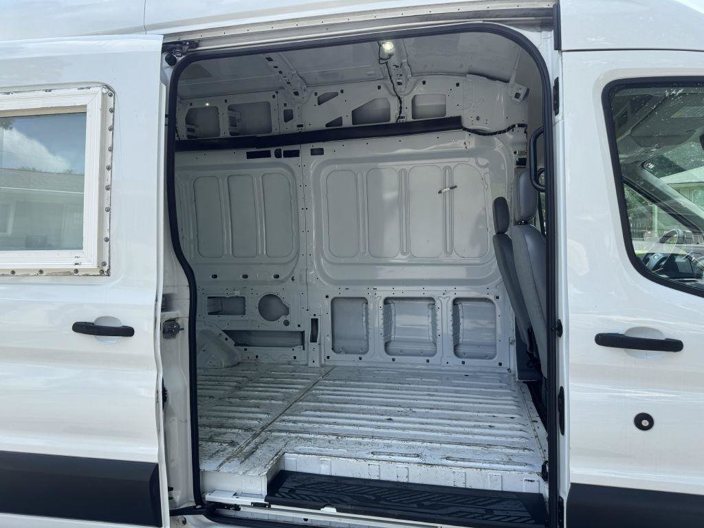 Used 2017 Ford Transit 250 148 High Roof Extended RWD image 6
