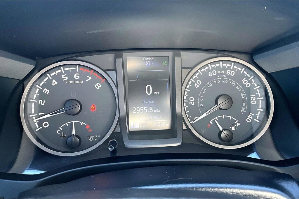 Used 2023 Toyota Tacoma TRD Sport w/ Technology Package image 21