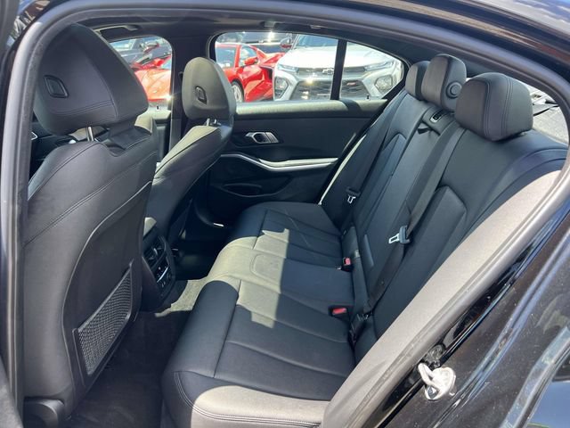 Used 2020 BMW 330i xDrive Sedan w/ M Sport Package AWD/4WD image 11