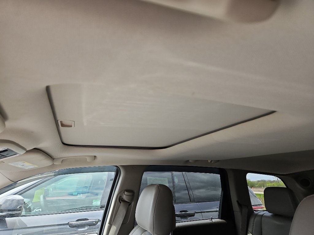 Used 2011 Jeep Grand Cherokee Laredo AWD/4WD image 7
