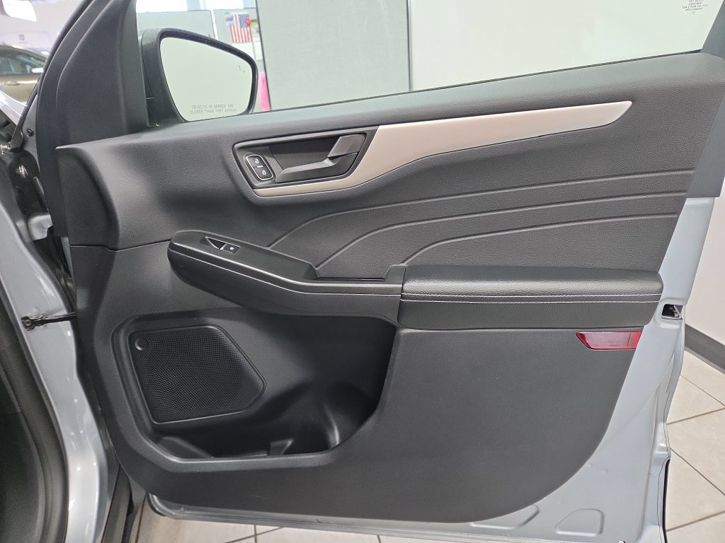 Used 2022 Ford Escape S FWD image 18