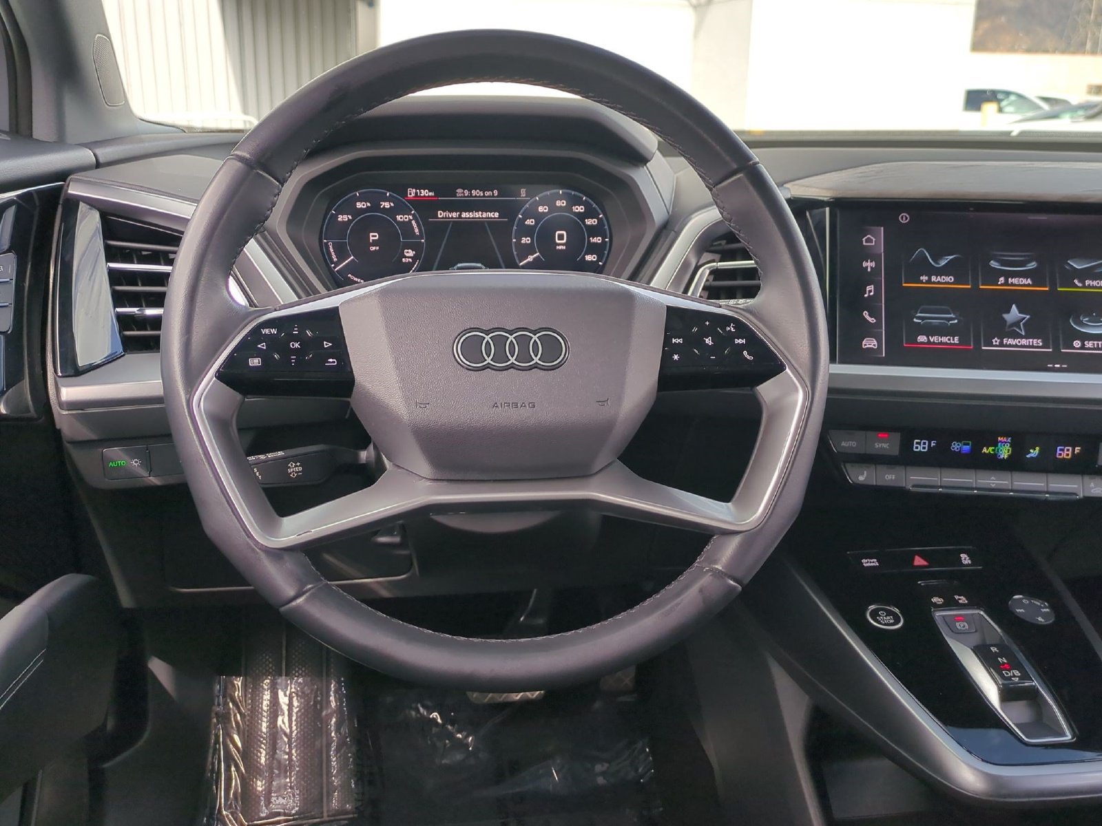 Used 2023 Audi Q4 e-tron Premium w/ Convenience Package AWD/4WD image 9