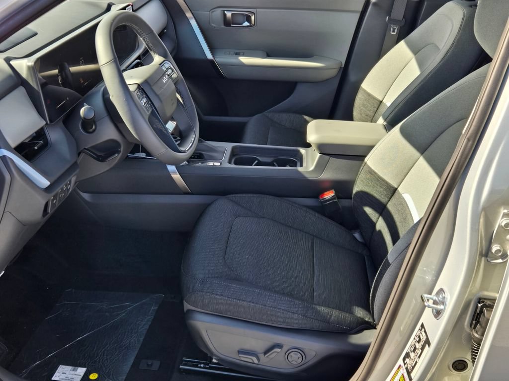 New 2027 Kia Seltos S FWD image 6