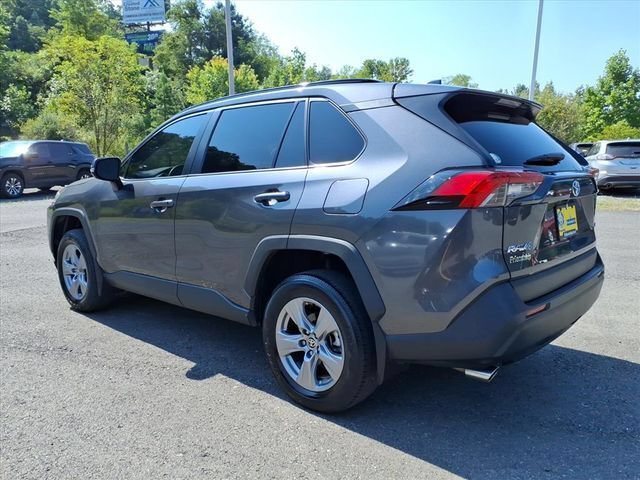 Used 2025 Toyota RAV4 XLE FWD image 4