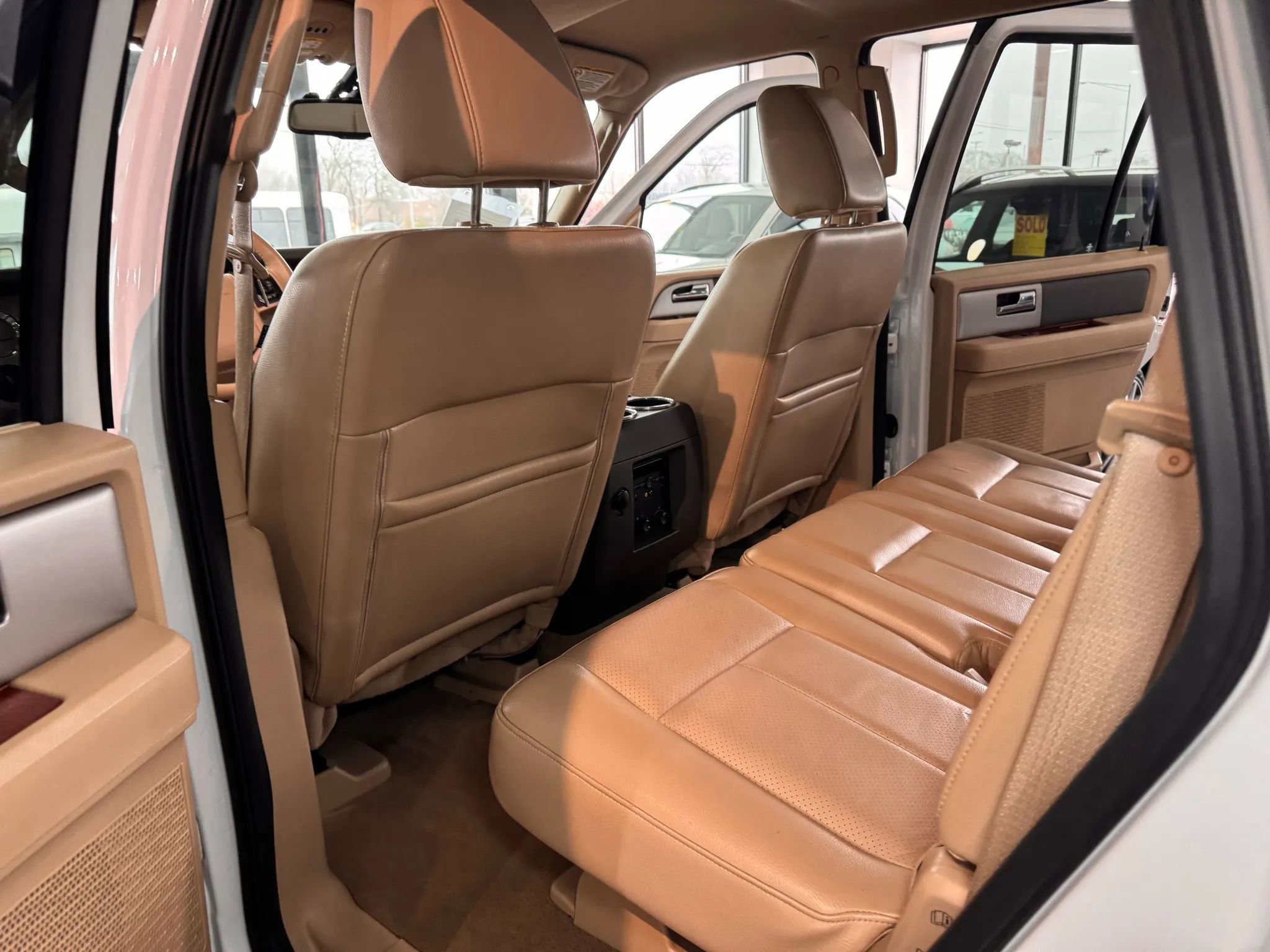 Used 2010 Ford Expedition Eddie Bauer image 16