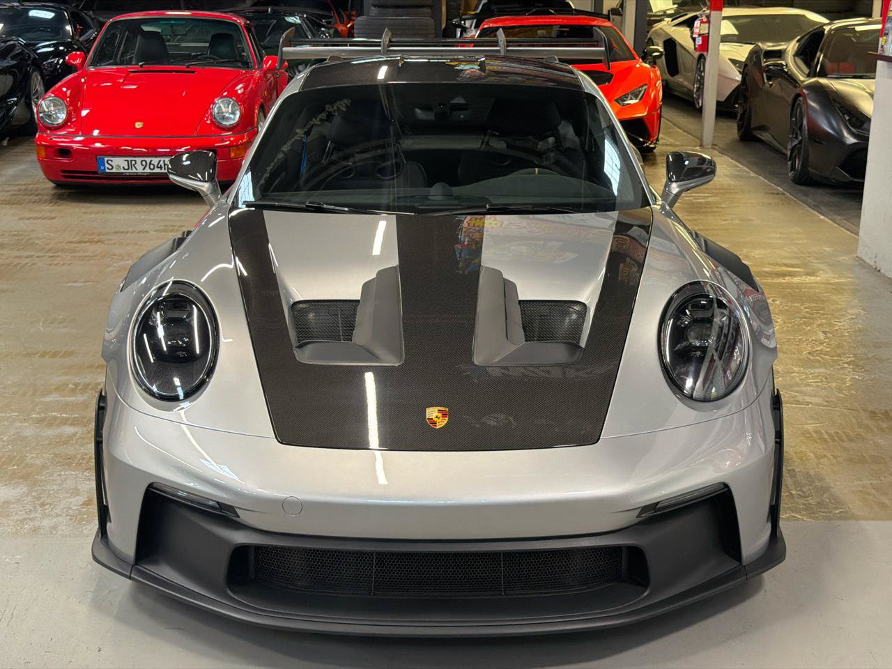 Used 2024 Porsche 911 GT3 RS RWD image 3