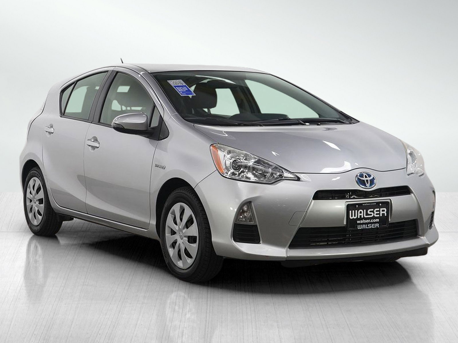 Used 2013 Toyota Prius C Two image 7