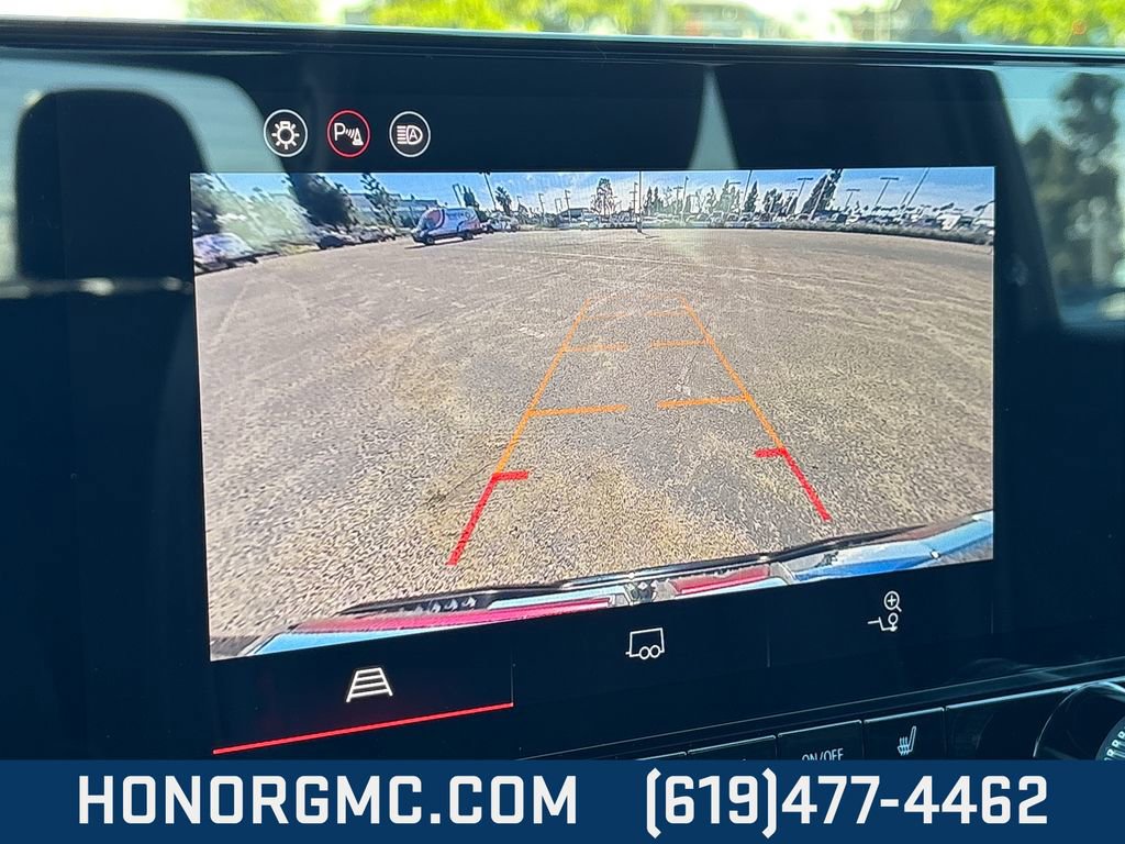 Used 2025 GMC Canyon AT4 image 33