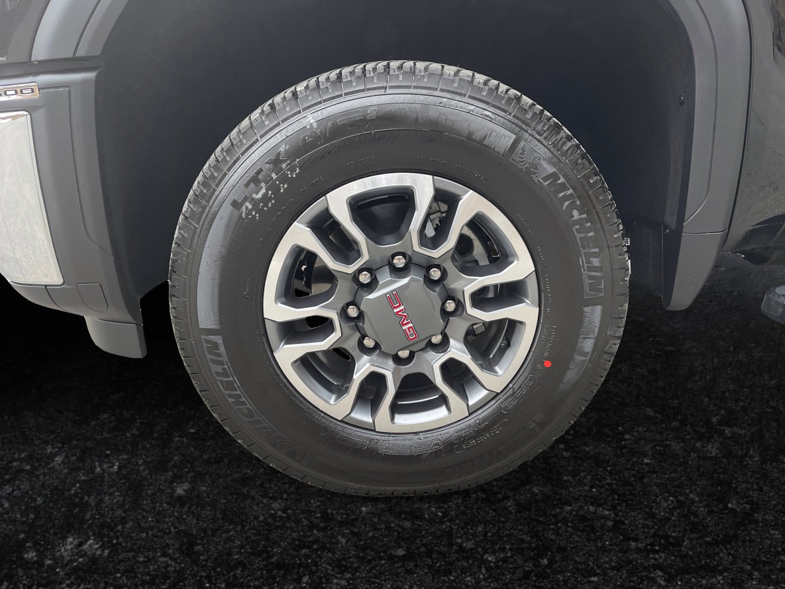 New 2026 GMC Sierra 2500 SLE image 10