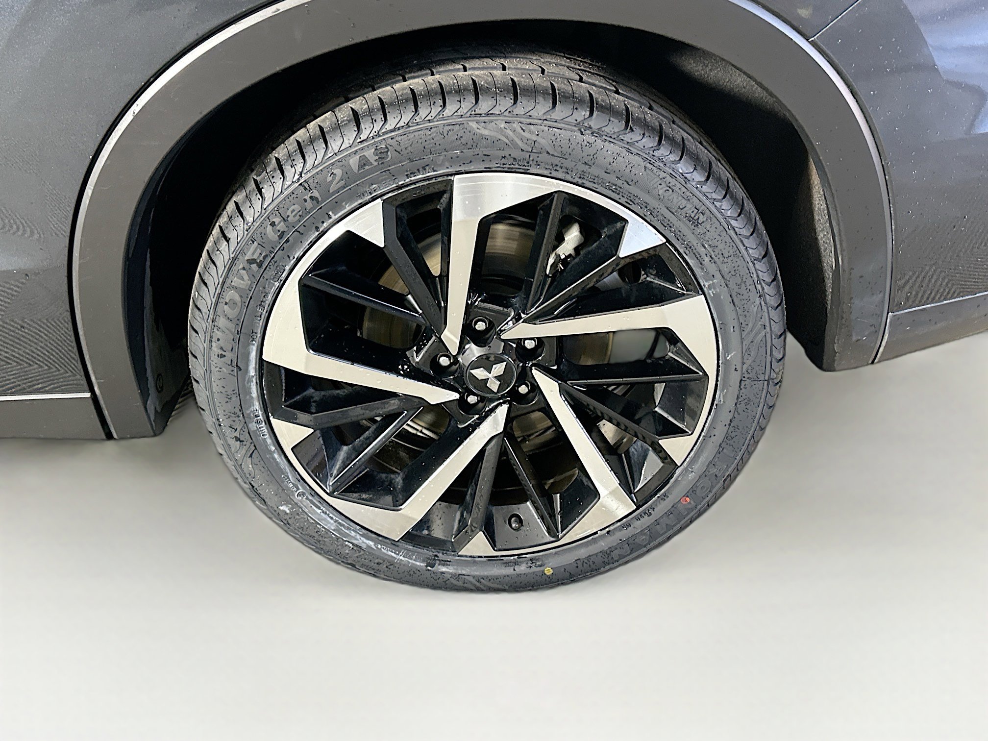 Used 2024 Mitsubishi Outlander SE image 11