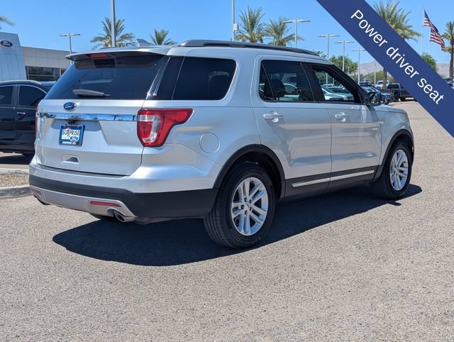 Used 2016 Ford Explorer XLT FWD image 5