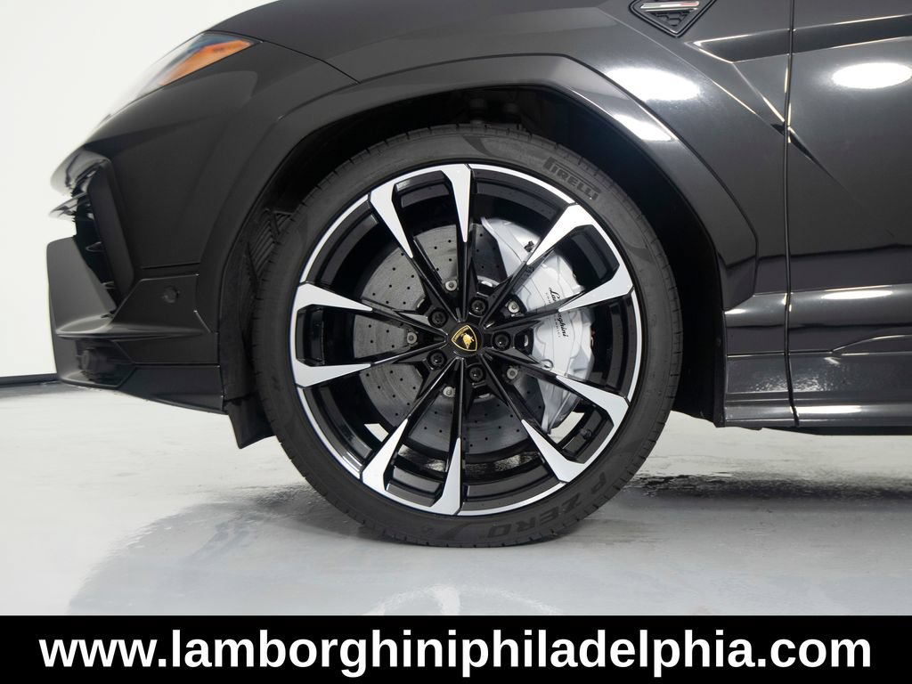 Used 2023 Lamborghini Urus S AWD/4WD image 9