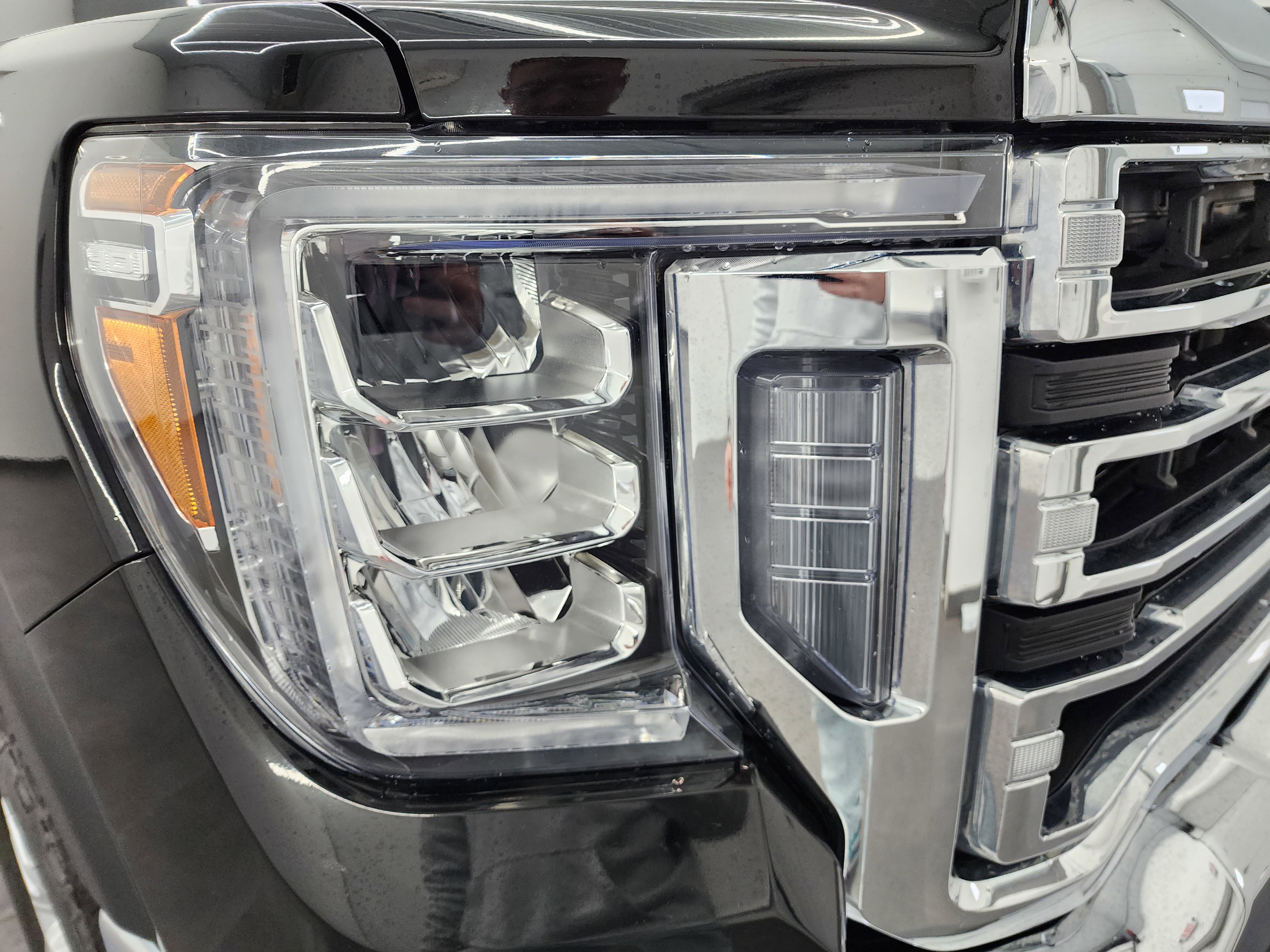 Used 2022 GMC Sierra 2500 SLT w/ LPO, GMC Protection Package image 21