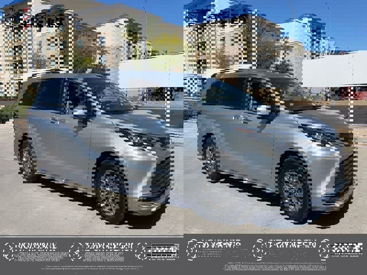 Used 2024 Toyota Sienna XLE image 1