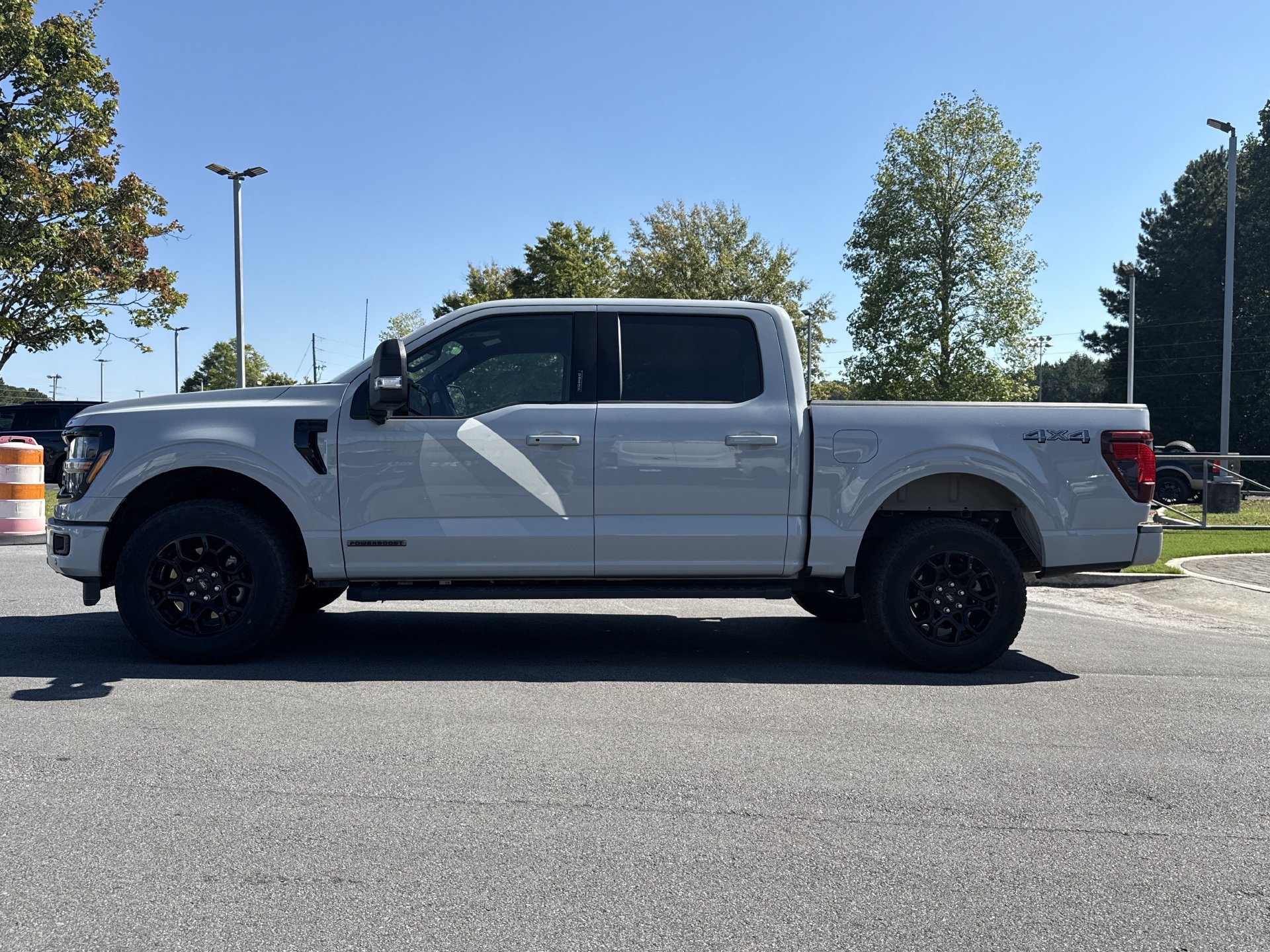 Certified 2024 Ford F150 XLT w/ Equipment Group 302A MID AWD/4WD image 11